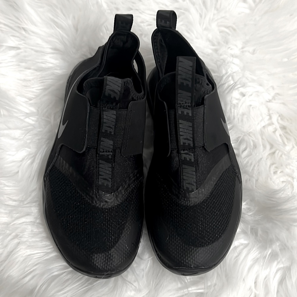 Toddler flex runner slip-on athletic Sneakers. Brand new and unworn.